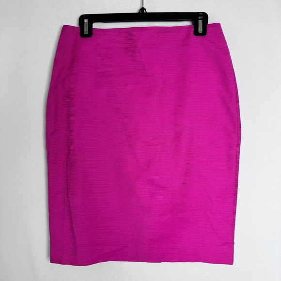 Ann Taylor Dresses & Skirts - Ann Taylor Pencil Skirt Textured Barbie Career Core Preppy Fuchsia Pink 4 NEW